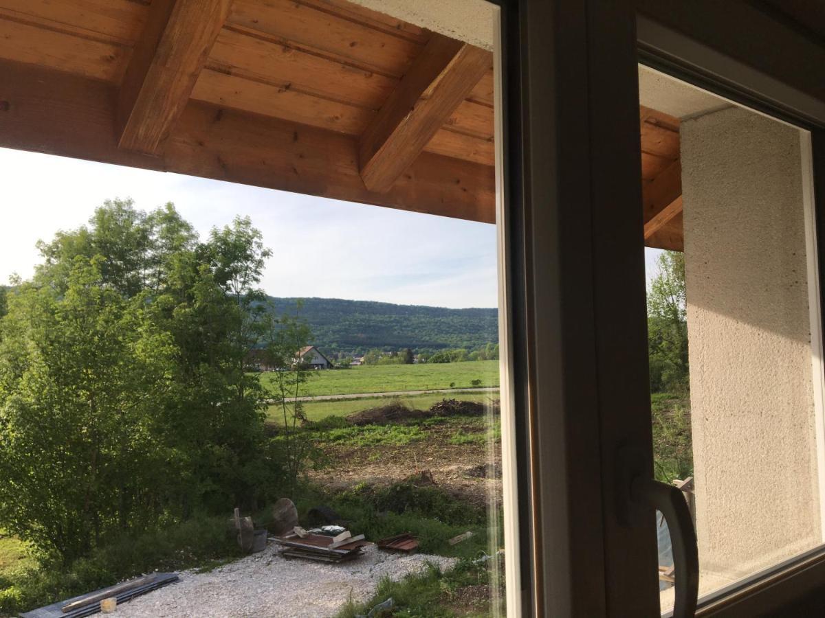 La Chambre Des Bobines Montigny-sur-l'Ain Eksteriør billede